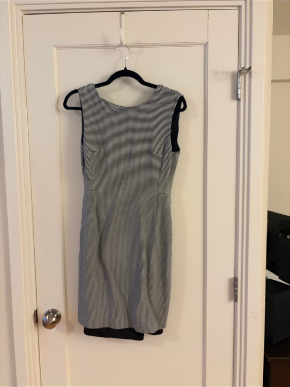 Theory Black and White Sleeveless Midi Sheath Dress